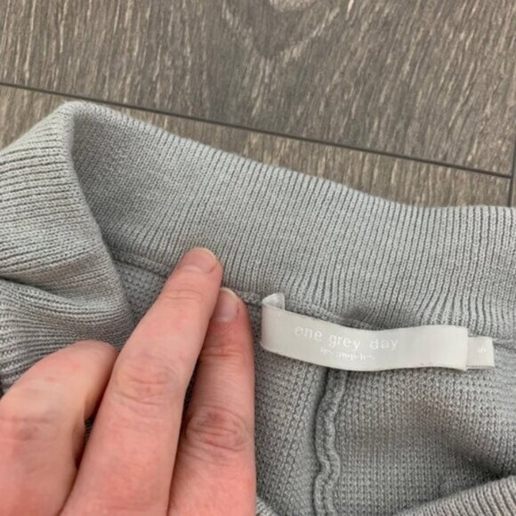 Anthropologie One Grey Day Venus Joggers Sweat Pants Gray Knit Size Small - Picture 10 of 16